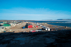Inukjuaq - Photo : Sylvie Ltourneau, Ministre de l'Environnement
