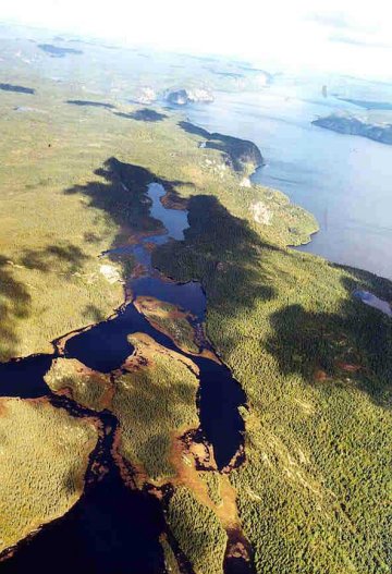 Lac Shackleton prs de Manic 2 - Photo Hydro-Qubec